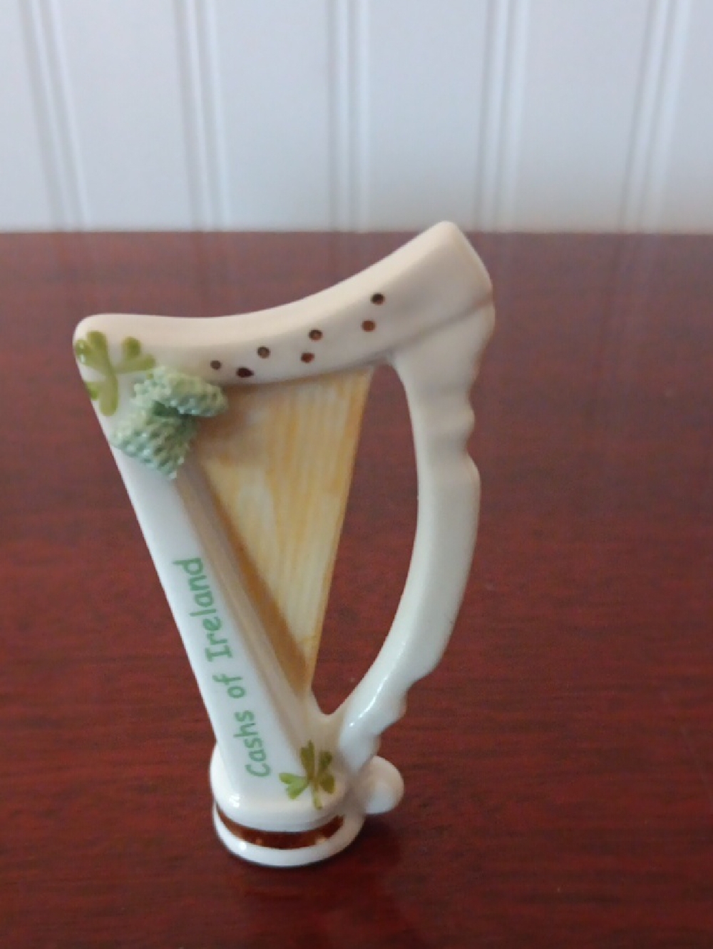 Vintage Cashs Of Ireland Harp Figurine
